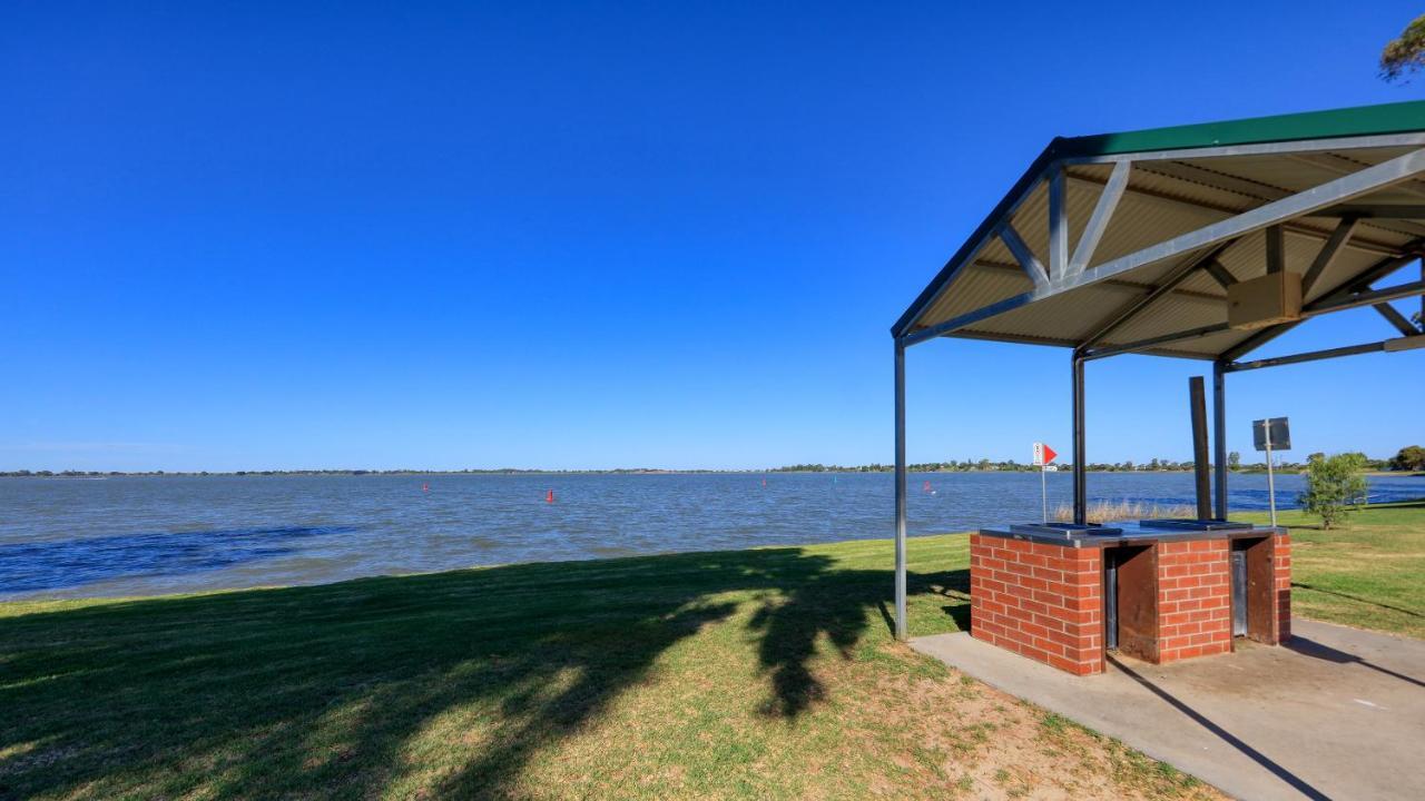 Lake Boga Caravan Park Exterior photo